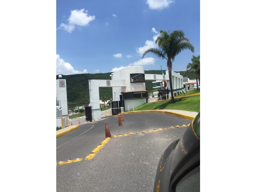 TERRENO EN VENTA CUMBRES DEL CIMATARIO QRO. - 1