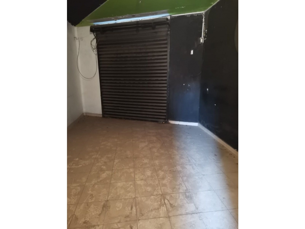 CASA EN VENTA CON USO DE SUELO COMERCIAL EN VENTA SAN JUAN DE ARAGON VI - 5
