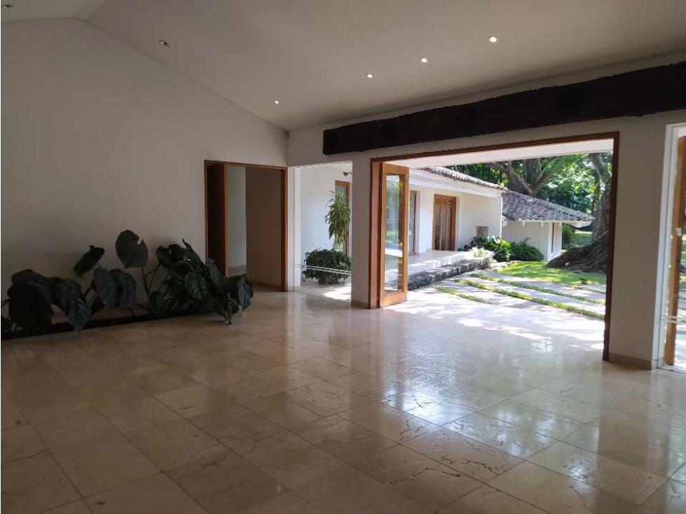 Arriendo casa en pance