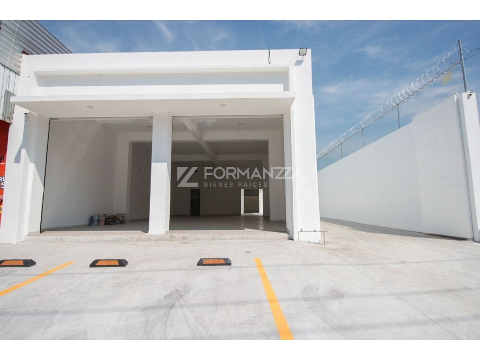 Bodega Comercial en Renta sobre avenida, Villa de Álvarez, Colima - 4