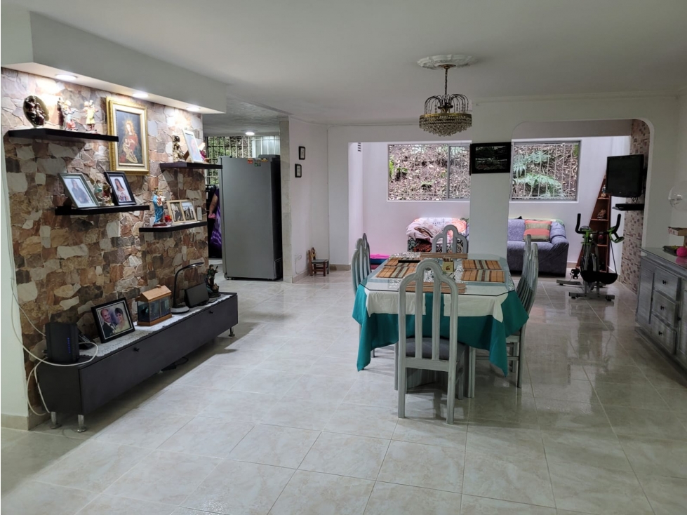 Vendo Apartamento 144 mts Cerro Nutibara Conquistadores