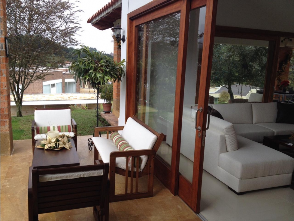 VENTA AMPLIA CASA CAMPESTRE UNIDAD CERRADA EN ALTO DE LAS PALMAS — foto 3