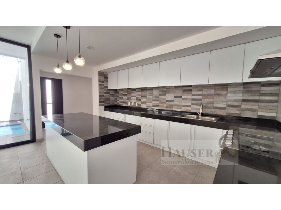 VENTA CASA LOMAS DE CUERNAVACA EN FRACCIONAMIENTO - 4