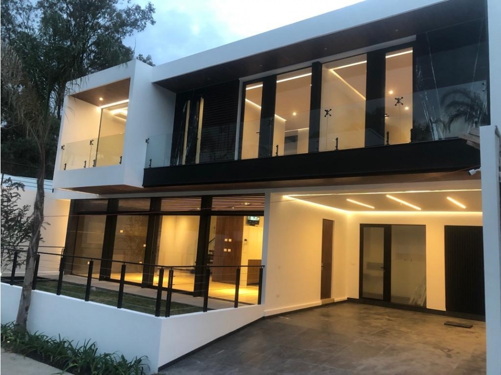 RESIDENCIA CON AMENIDADES Y VIGILANCIA EN CONJUNTO LA ROKHA, MODELO BOSQUES DEL LAGO, CUAUTITLÁN IZCALLI — foto 4