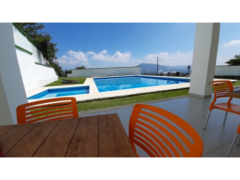Se vende Terreno 160 m2 en Fraccionamiento Privado - 1