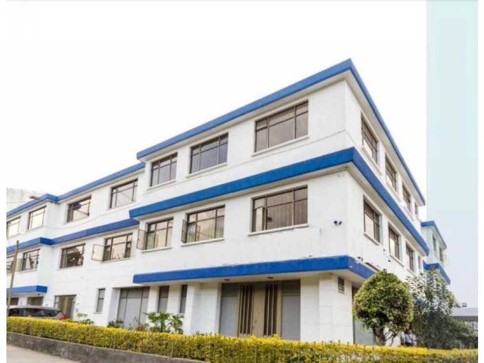 Vendo edificio de 1465 metros para IPS Quinta Paredes