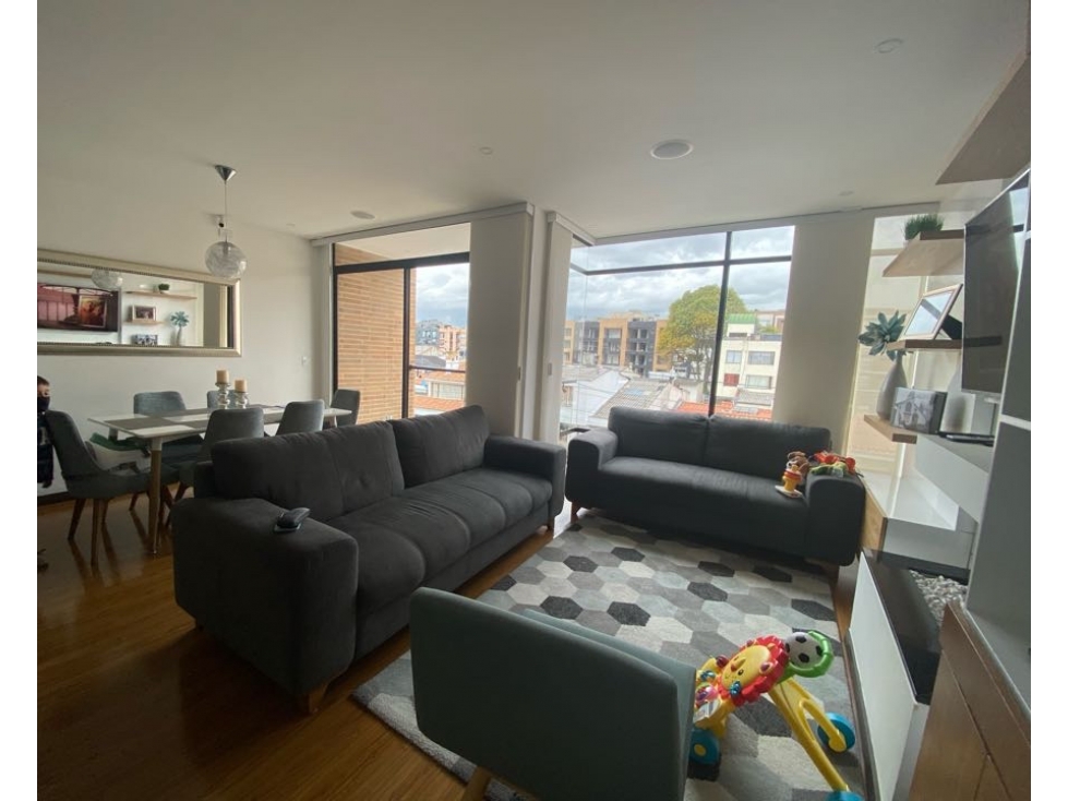 Vendo apartamento exterior con balcón Nueva Autopista. Ar
