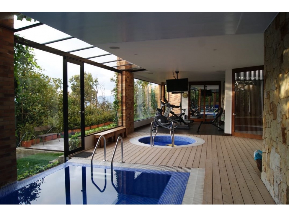 Vendo espectacular casa con piscina, portal de Fusca. AR - 4