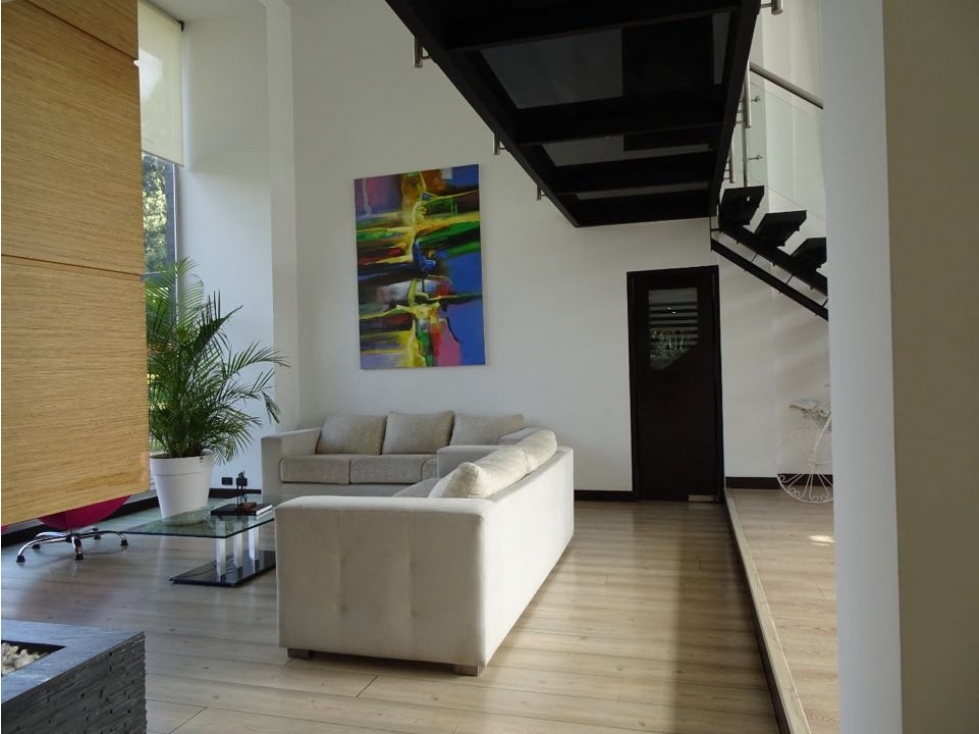 VENDO CASA EN APOSENTOS. AR - 3