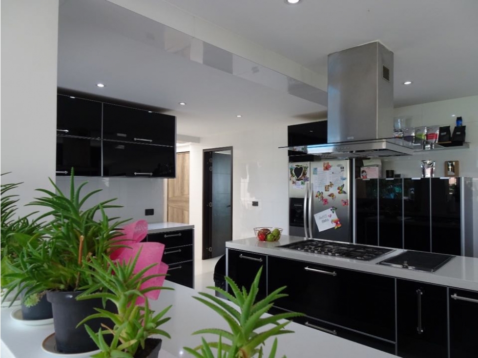VENDO CASA EN APOSENTOS. AR - 6