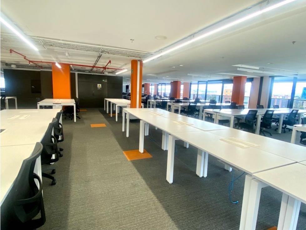 ARRIENDO OFICINA AMOBLADA CON 232 PUESTOS. AR — foto 6