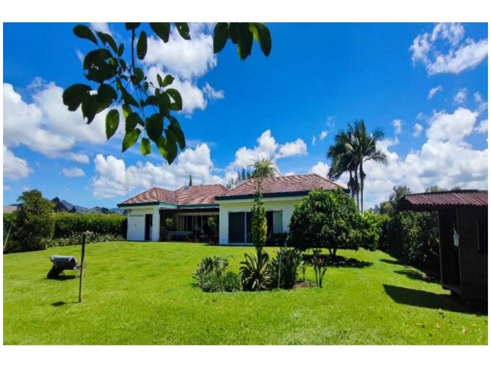 Casa para la Venta en laVía Rionegro - La Ceja