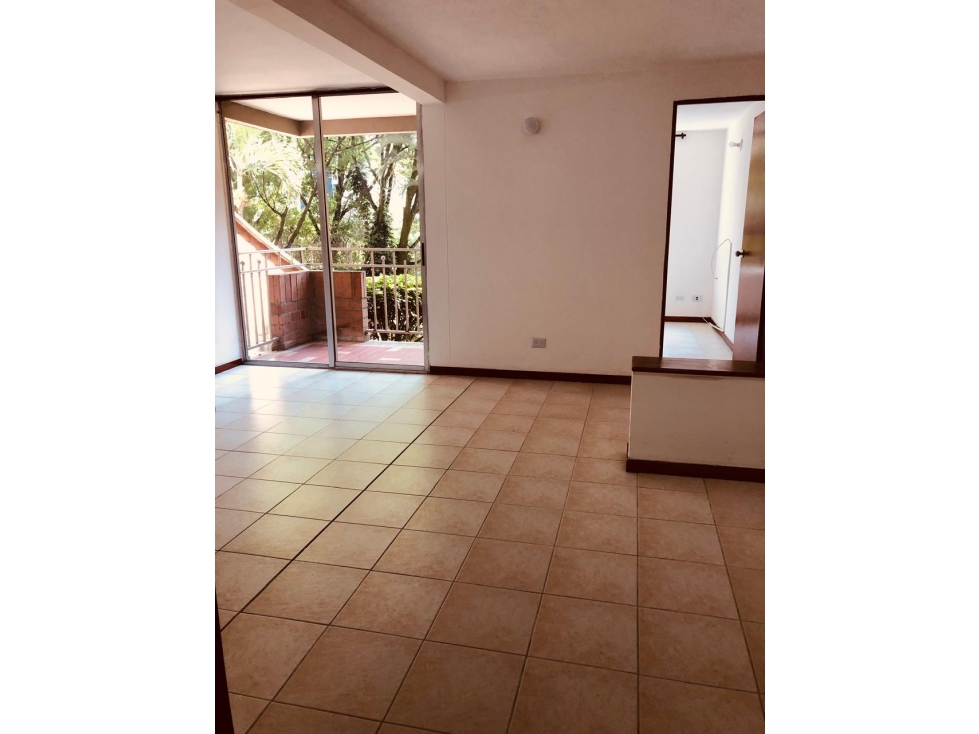Apartamento para Venta en la Aguacatala