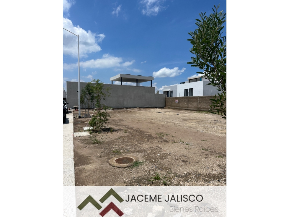 Terrenos en Venta Zapopan - Solares Coto LARISSA II - Junto a Condominio ALTANZA - 3
