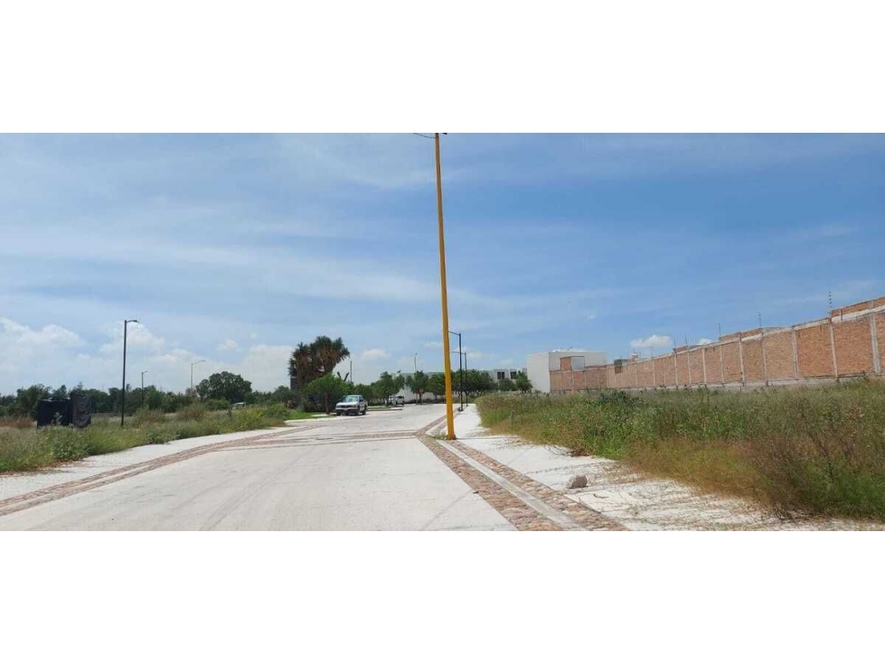 Terrenos en Venta en Residencial Los Zarzales - 4