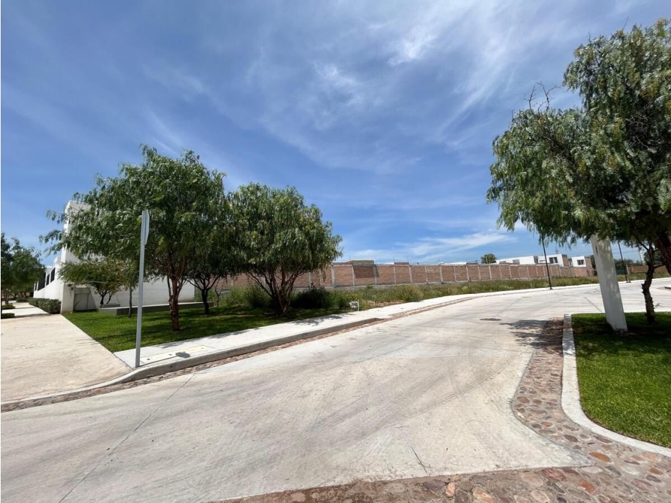 Terrenos en Venta en Residencial Los Zarzales - 6