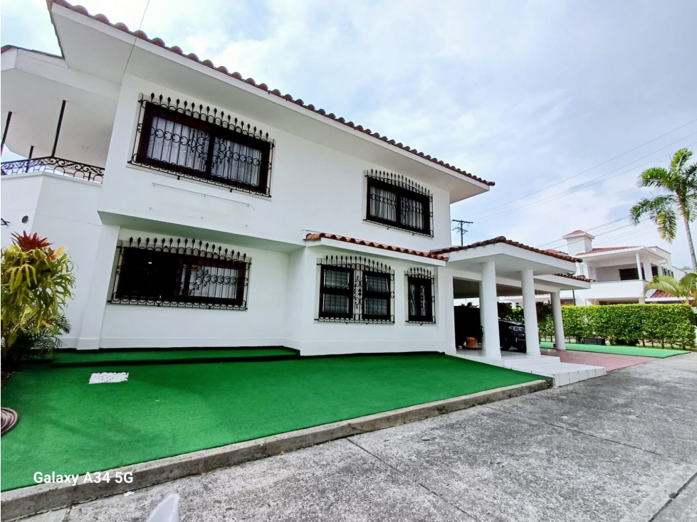 CASA CAMPESTRE EN CONJUNTO AV. 19 NORTE DE ARMENIA Q.
