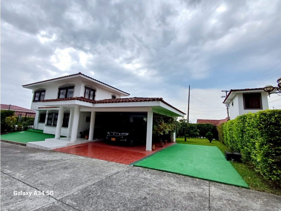 CASA CAMPESTRE EN CONJUNTO AV. 19 NORTE DE ARMENIA Q. — foto 2