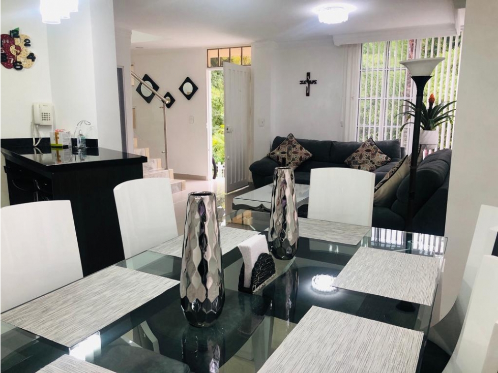 CASA EN CONJUNTO EN CALARCÁ Q - 2