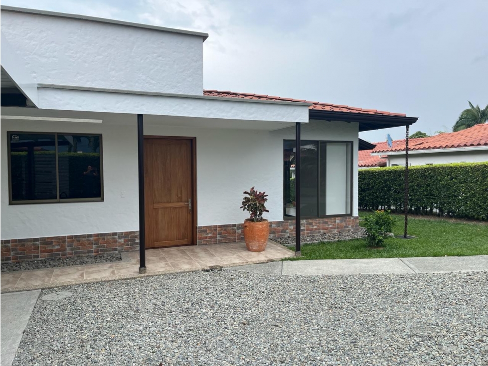 CASA CAMPESTRE EN RENTA EN CONJUNTO ZONA DEL CAIMO - 2
