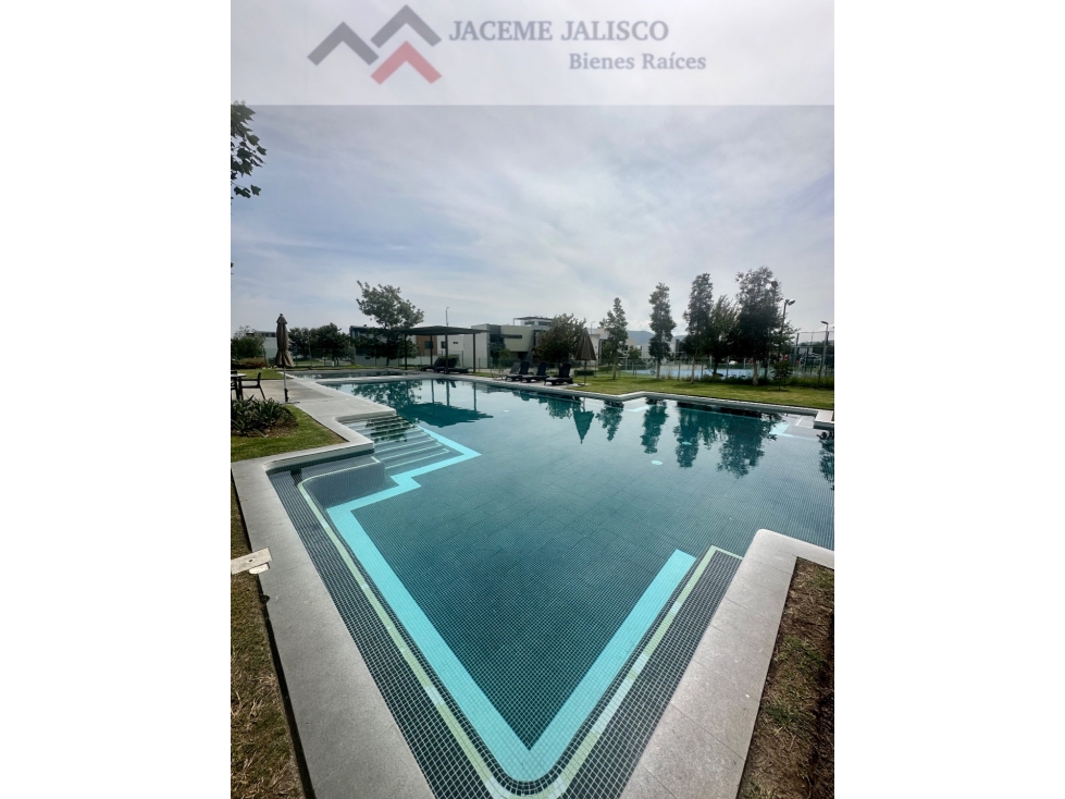 Terreno en Venta Tlajomulco Coto Punto Sur I - Junto a Centro Comercial Punto Sur - 5
