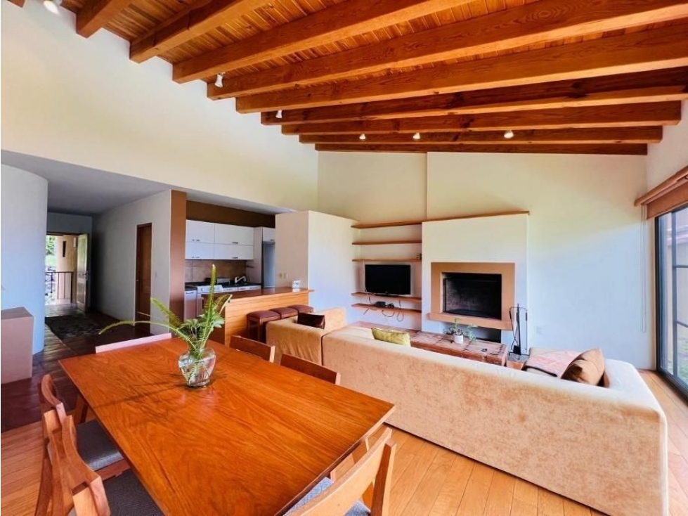 DEPARTAMENTO EN VENTA EN VALLE DE BRAVO