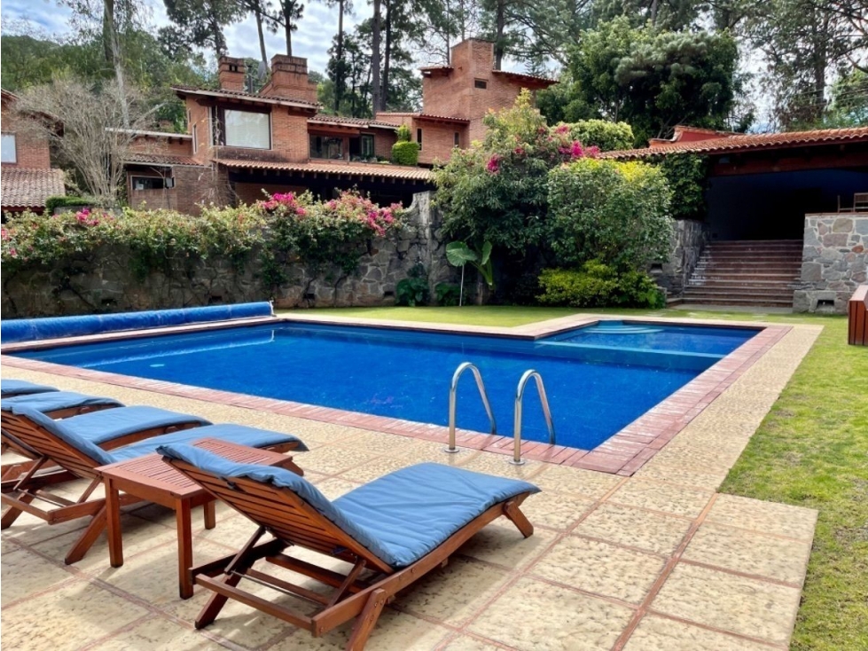 CASA EN VENTA, AVÁNDARO