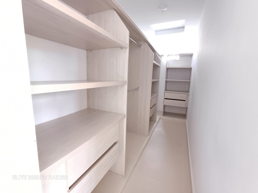 SE VENDE CASA EN CONJUNTO CIRCASIA QUINDÍO