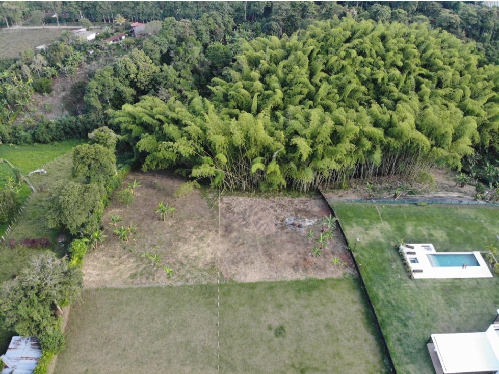 LOTES EN VÍA DE PUERTO ESPEJO A PUEBLO TAPAO — foto 3