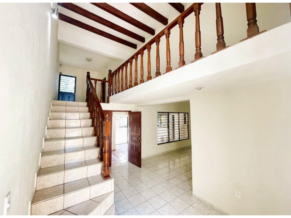 CASA EN VENTA JARDINES VISTA HERMOSA COLIMA POR DEBAJO DE SU VALOR AVALUO - 2