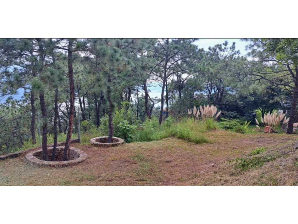 TERRENO EN VENTA CON VISTA AL LAGO EN VALLE DE BRAVO — foto 2