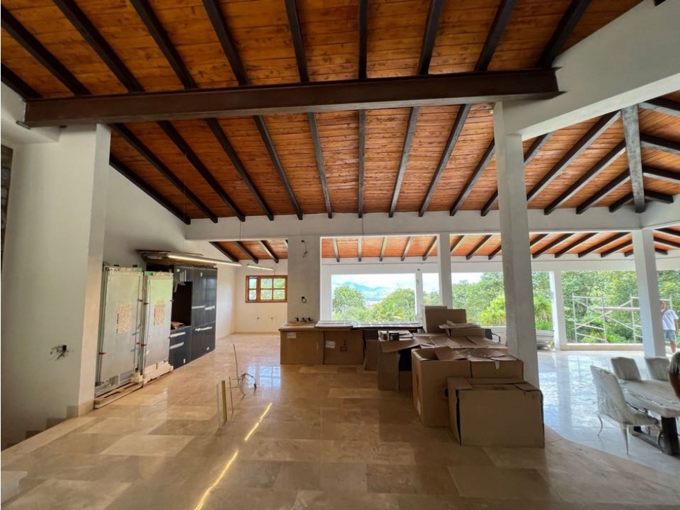 Se vende casa en loma de la Sebastiana envigado — foto 3