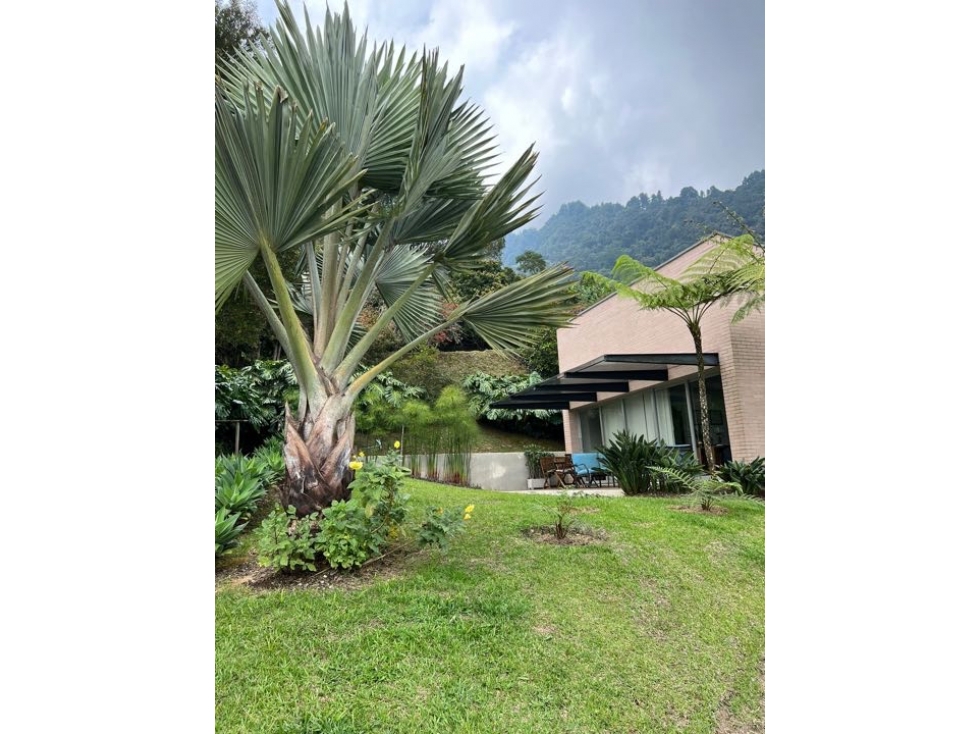 Se vende casa en las palmas el poblado Medellín — foto 3
