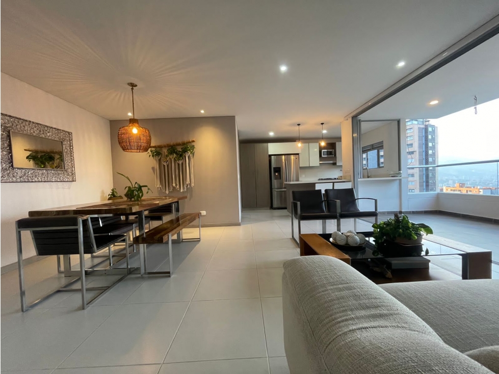 APARTAMENTO EN PISO ALTO EN VENTA LOMA DE LOS MESA CCZ