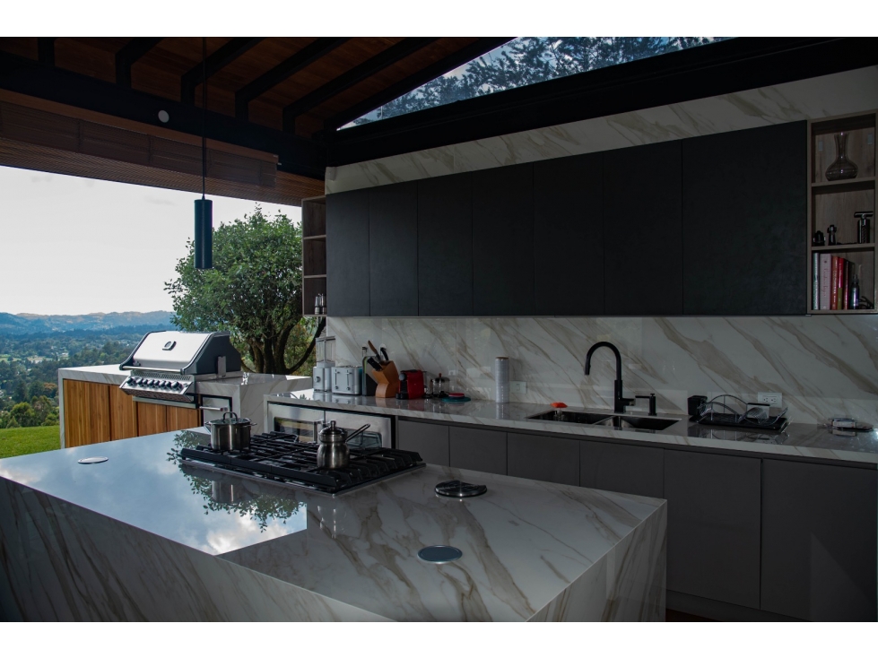 VENTA DE HERMOSA CASA CAMPESTRE EN SECTOR EXCLUSIVO CCZ — foto 2