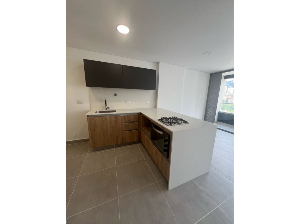 ARRIENDO HERMOSO APARTAMENTO EN CIUDAD DEL RIO ESTRENAR CCZ — foto 2