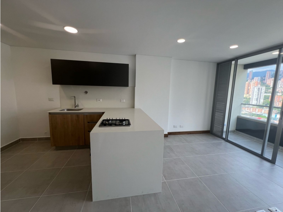 ARRIENDO HERMOSO APARTAMENTO EN CIUDAD DEL RIO ESTRENAR CCZ — foto 3
