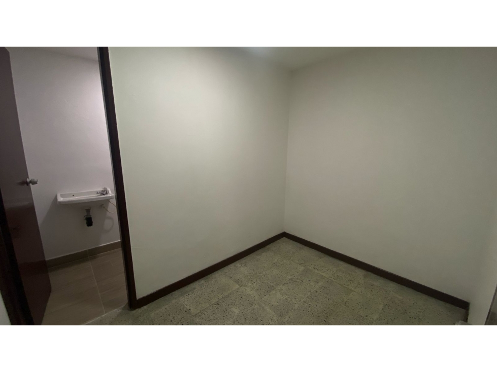 VENTA DE APARTAMENTO EN PRADO CENTRO AREAS GENEROSAS CCZ — foto 3