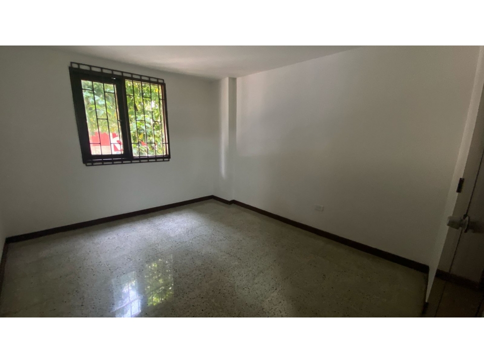VENTA DE APARTAMENTO EN PRADO CENTRO AREAS GENEROSAS CCZ — foto 4