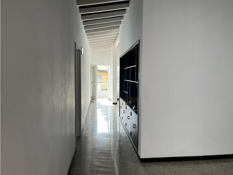 ARRIENDO CASA EN LAURELES PARA OFICINA CCZ — foto 2