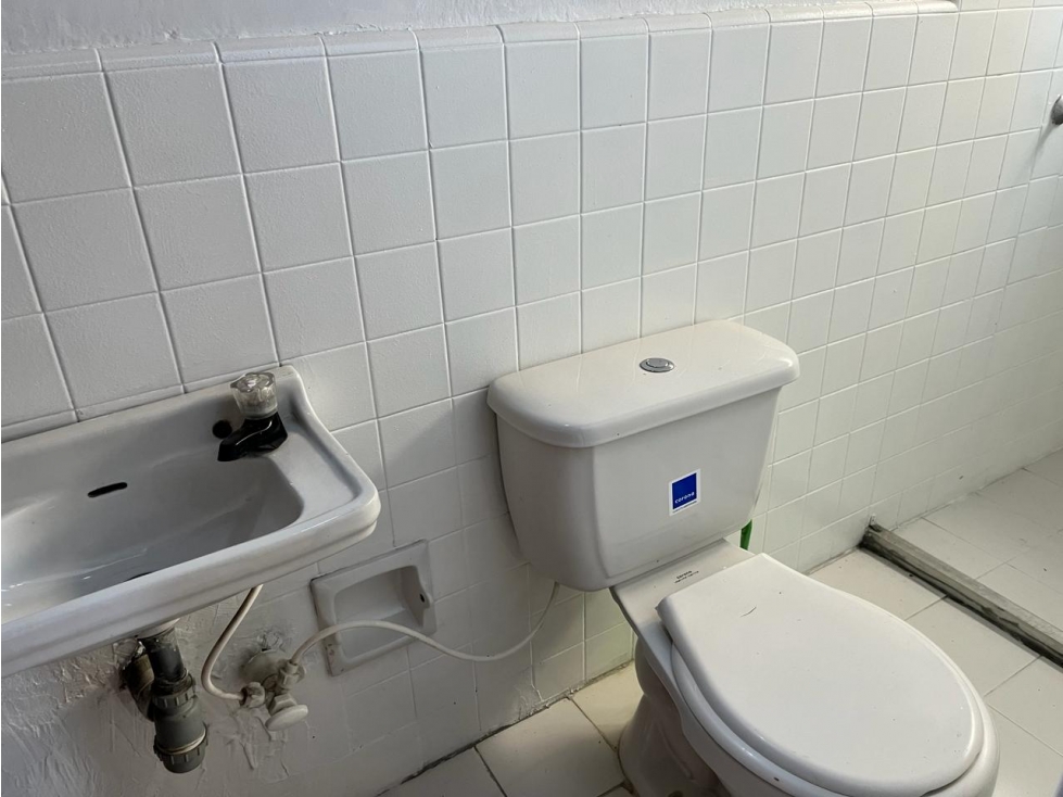 ARRIENDO CASA EN LAURELES PARA OFICINA CCZ — foto 5
