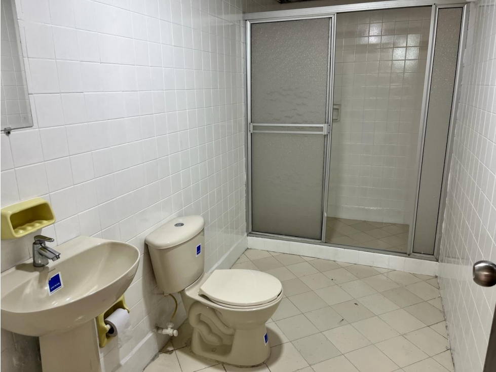 ARRIENDO CASA EN LAURELES PARA OFICINA CCZ — foto 6