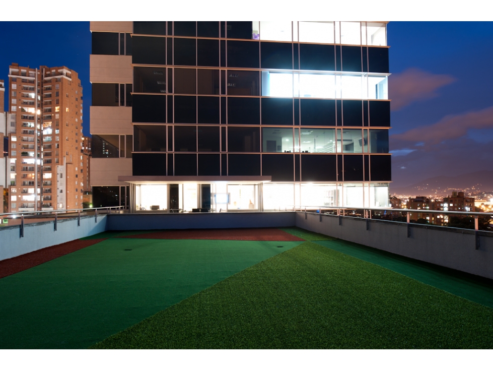 OFICINA EN VENTA Y ARRIENDO EL POBLADO EN PISO ALTO CCZ — foto 5