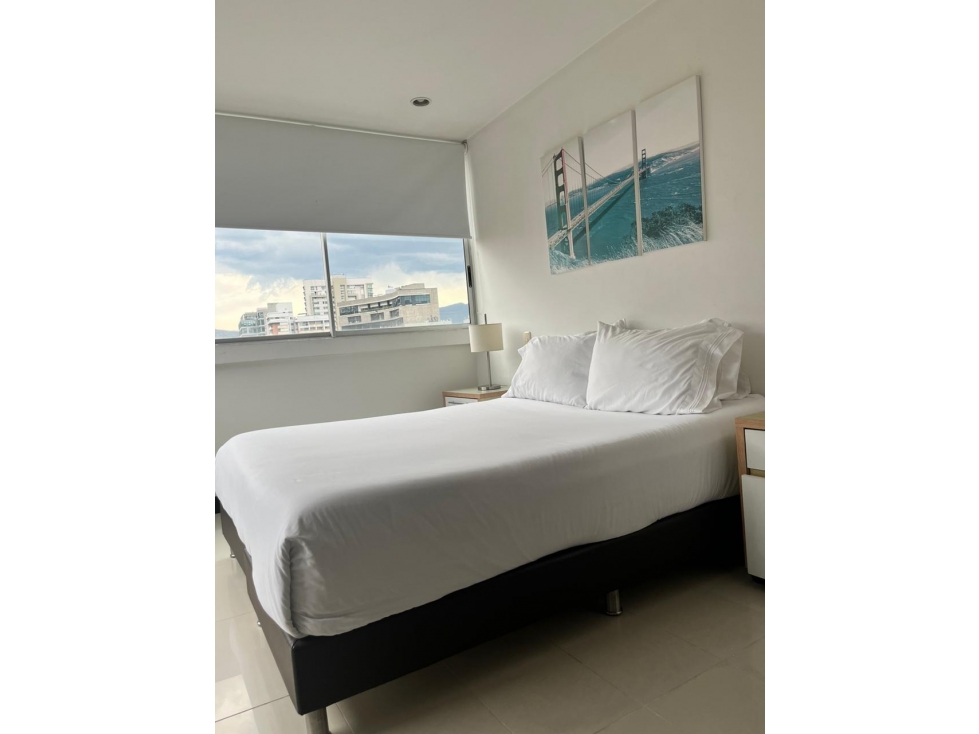 APARTAMENTO AMOBLADO EN ARRIENDO HERMOSO MILLA DE ORO CCZ — foto 2