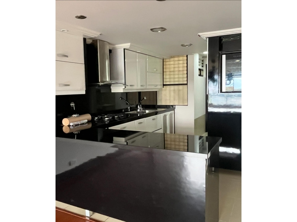 APARTAMENTO EN SITIO TRANQUILO PARA VENTA O RENTA EN PALMAS CCZ — foto 6