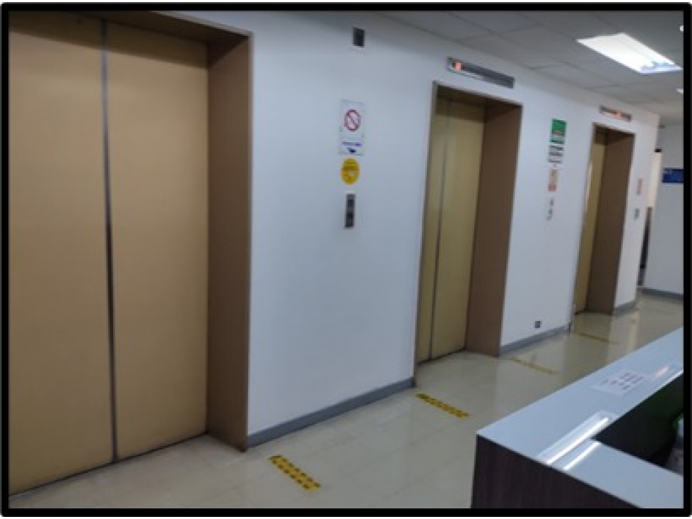 OFICINA EN EL PARQUE BERRIO PARA RENTA EN PISO ALTO CCZ — foto 2
