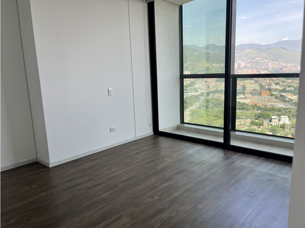 APARTAMENTO HERMOSO EN MILLA DE ORO PARA RENTA EN PISO ALTO CCZ — foto 3