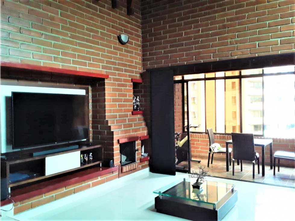 Apartamento 248 m Remodelado Duplex Balcón Piscina Poblado, Visitacion — foto 2