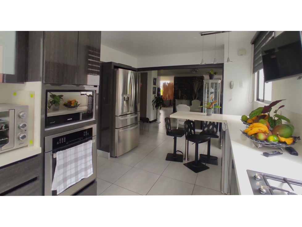 Apartamento 325 m Remodelado Vista panorámica Poblado, El Tesoro — foto 3