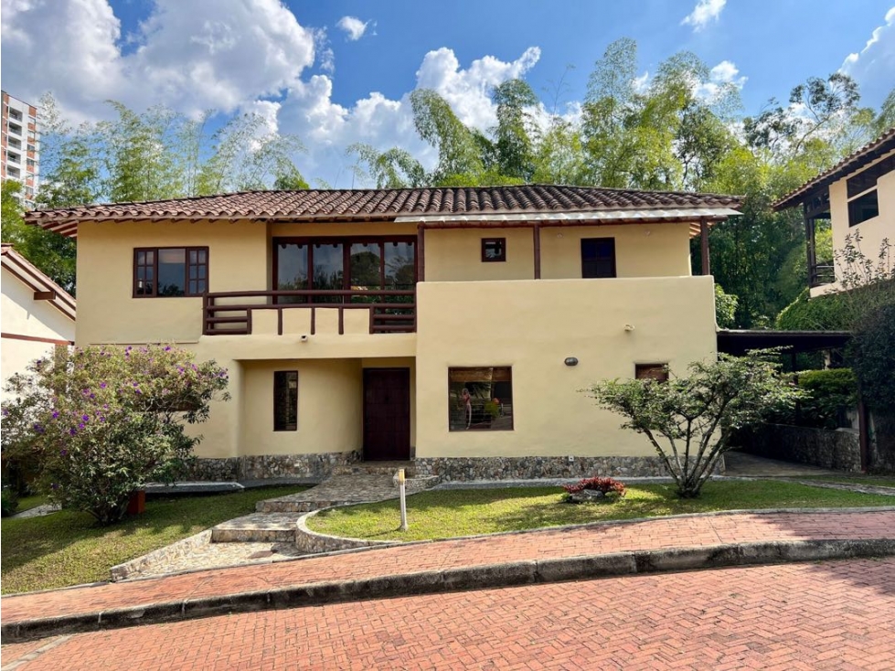 VENTA DE CASA EN LA ESTRELLA - 2